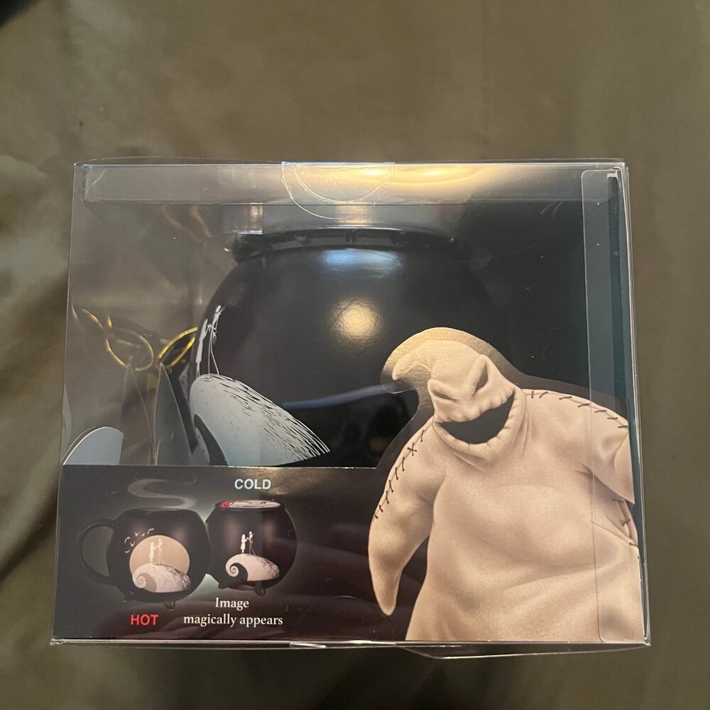 Disney’s The Nightmare Before Christmas Sally Cauldron Mug with Lid - Brand New - Picture 4 of 6